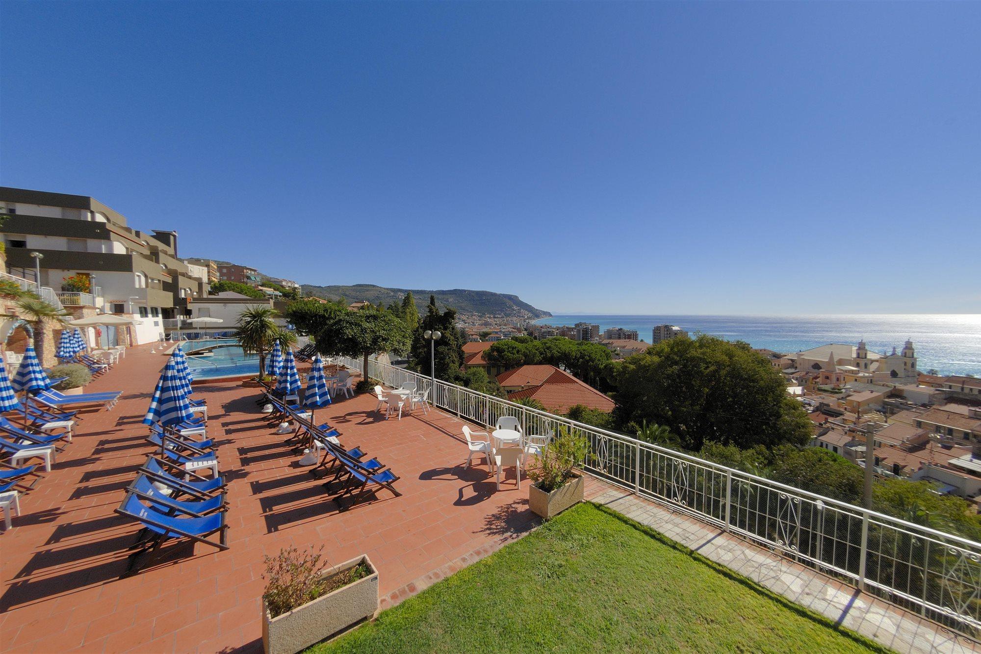 Residence Sant'Anna Pietra Ligure Bagian luar foto
